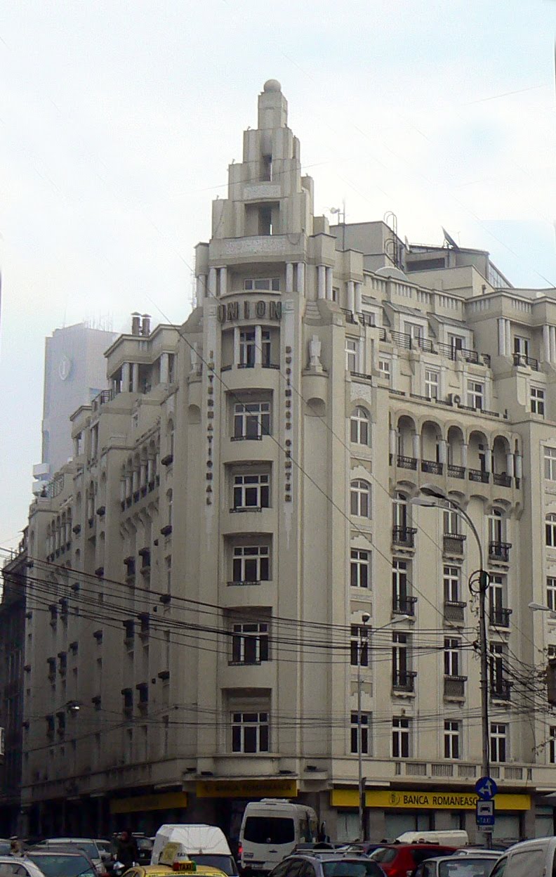 An Englishman Abroad Art Deco v Art Nouveau What's the difference
