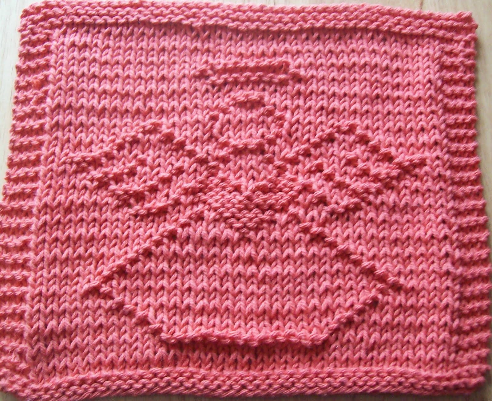 DigKnitty Designs: Angel With Heart Knit Dishcloth Pattern