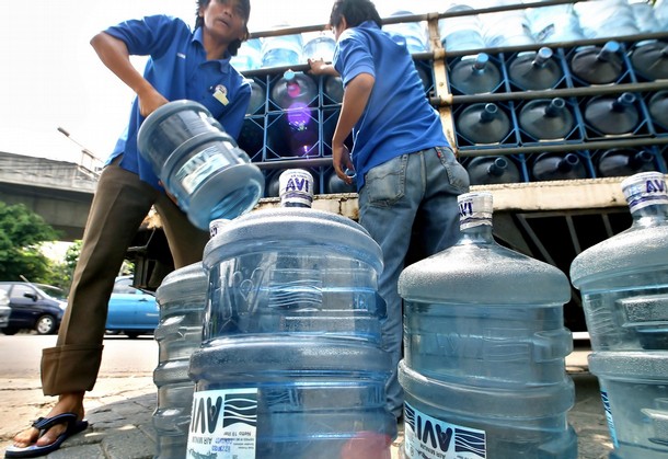 ottled water companies. Bottled Water Vs Tap Water. ottled water companies.