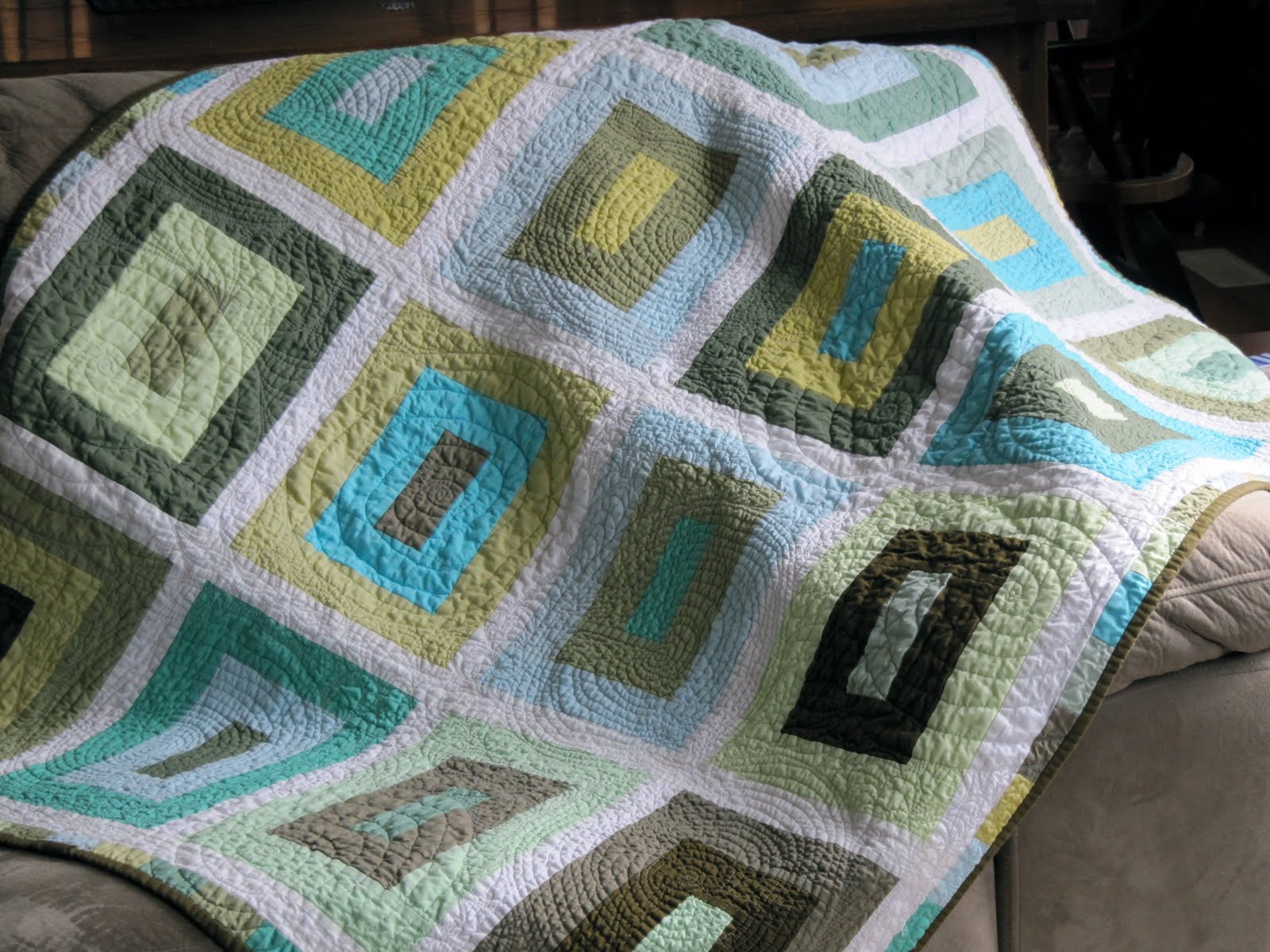 Urban Quiltworks Bedford Quilt...