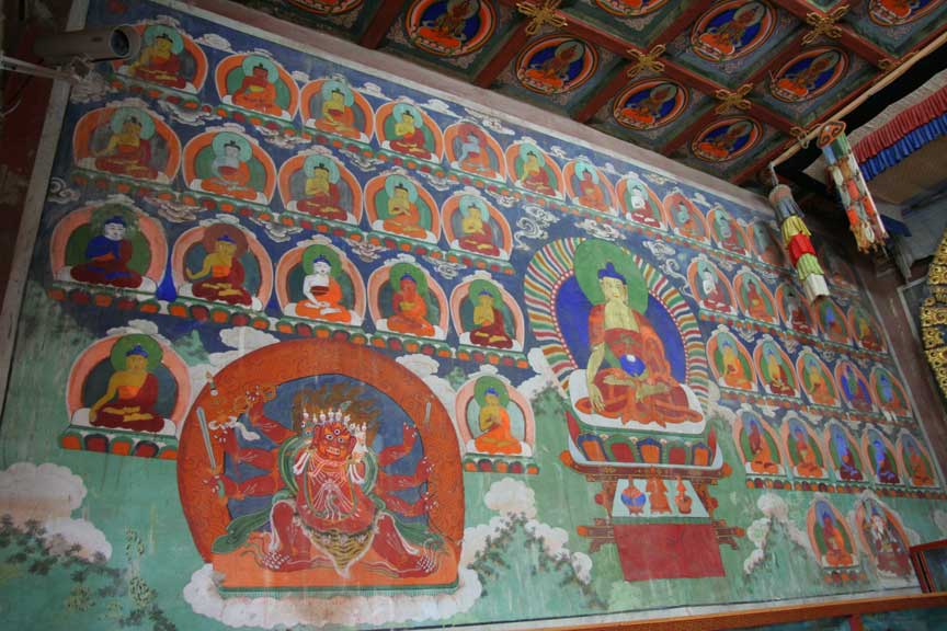 [Erdene-Zuu3.jpg]
