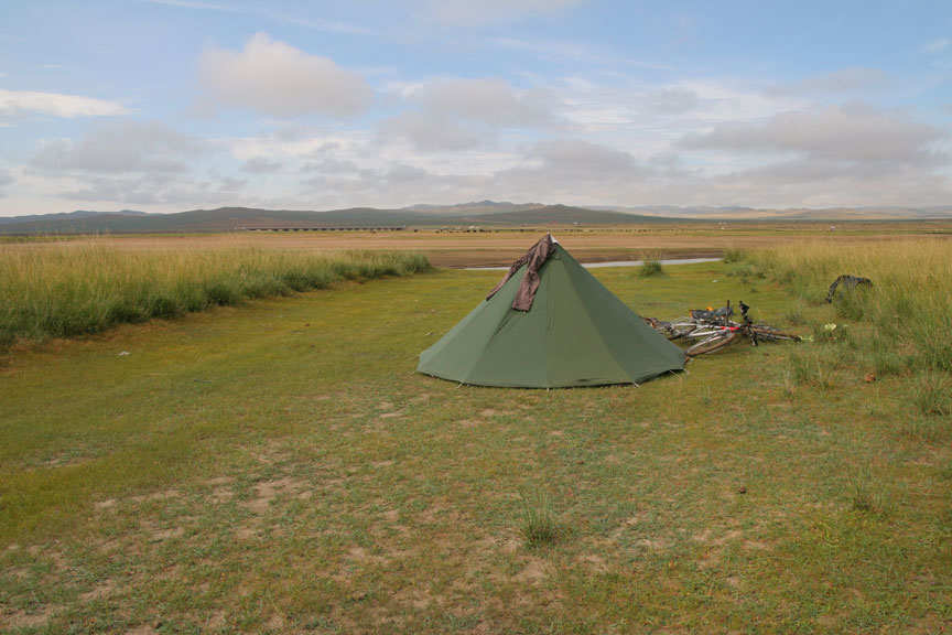 [campsite.jpg]