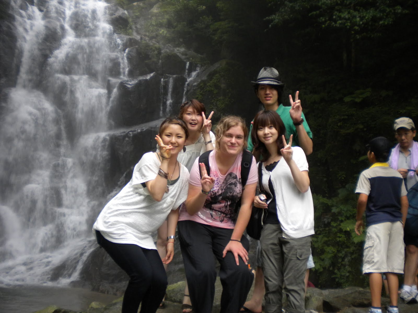 [DSCN0057.JPG]