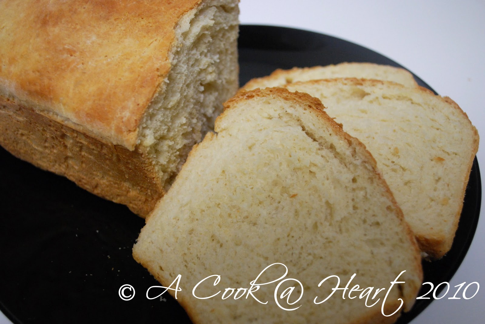 A Cook Heart Classic White Pan Bread