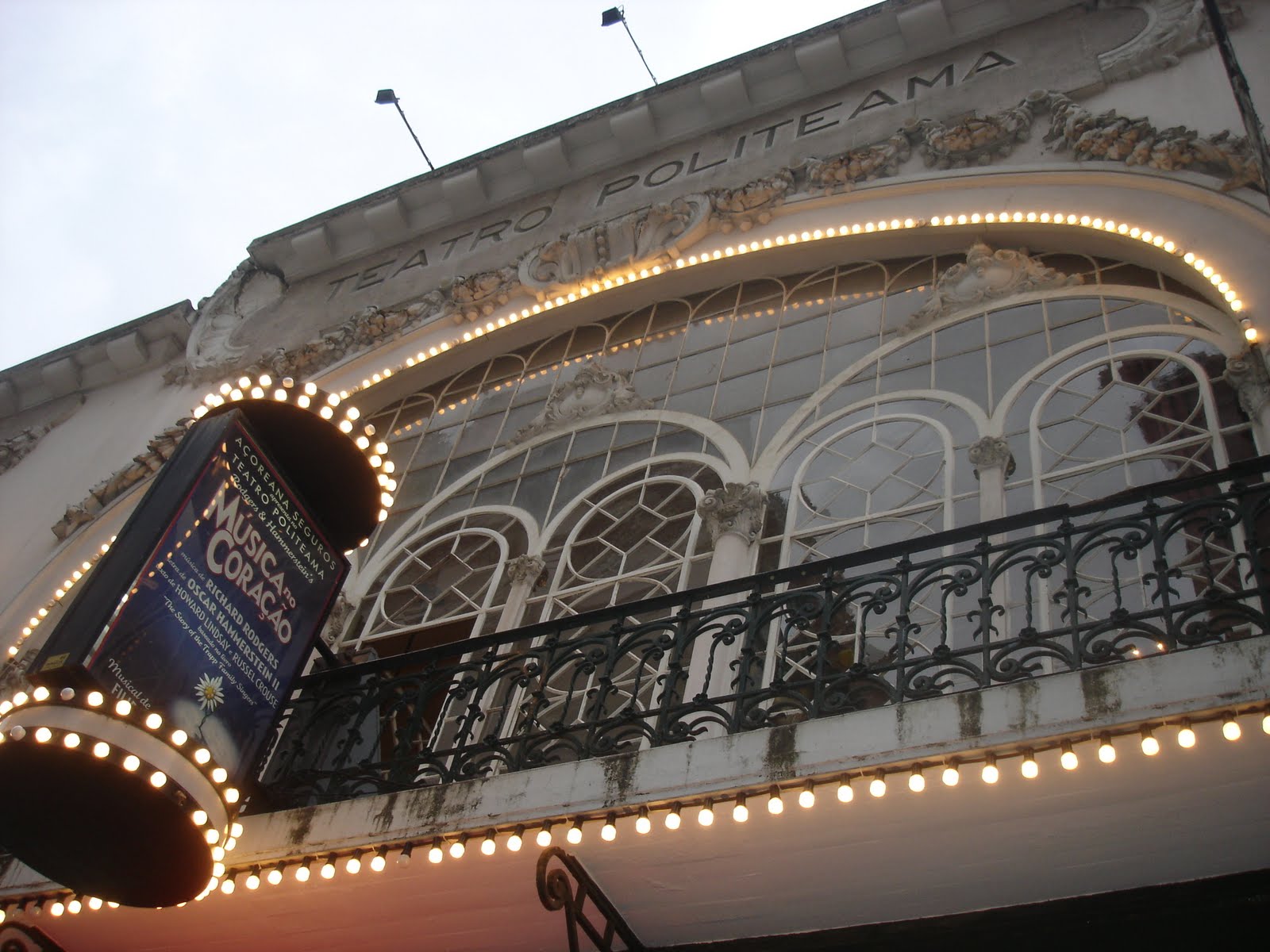 [Teatro+Politeama+(1).JPG]