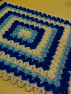 alfombra crochet azul 3