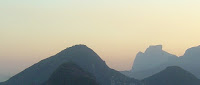 Silhueta de Rio de Janeiro tirado de Pão de Açúcar Silhueta de Rio de Janeiro tirado de Pão de Açúcar