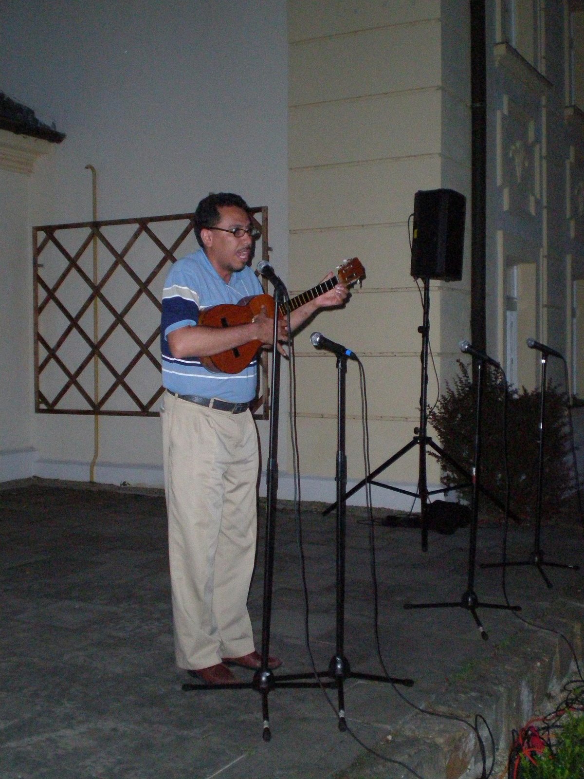 [richardserrano1.JPG]