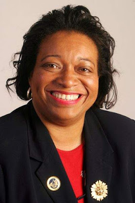 Mayor Sharon Robinson-Briggs