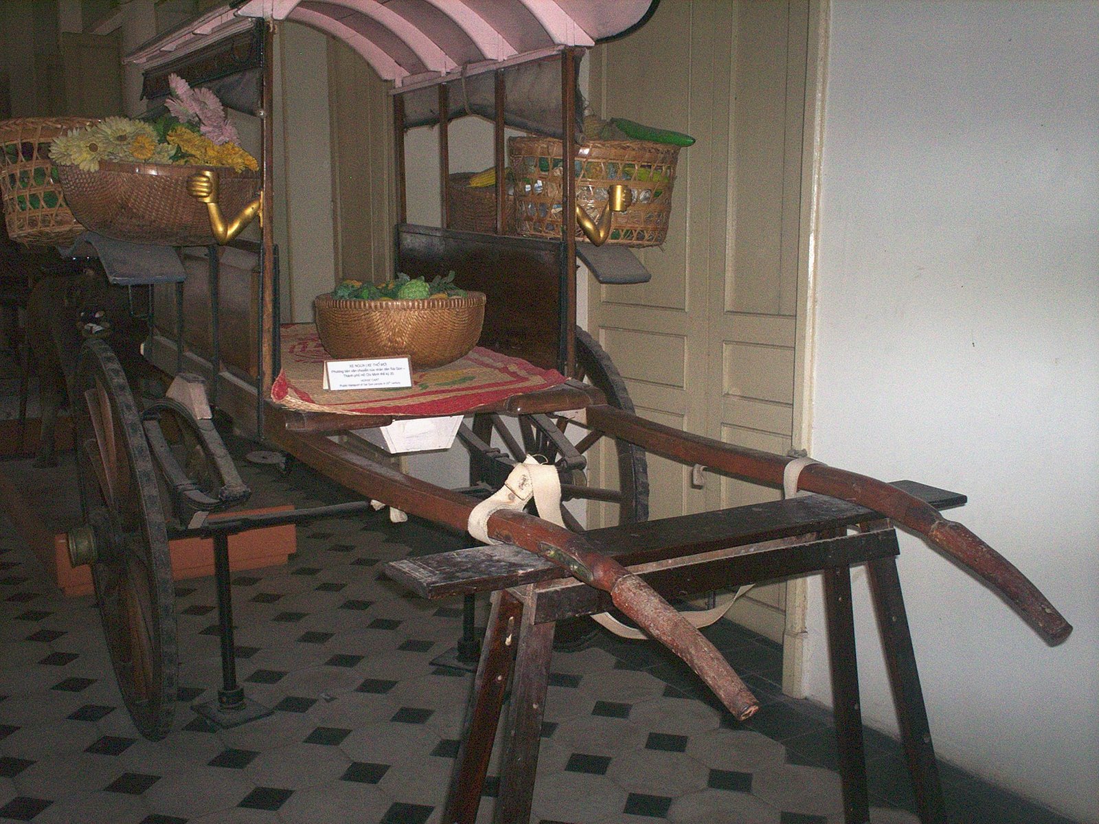 [Honeymoon2+883.jpg]