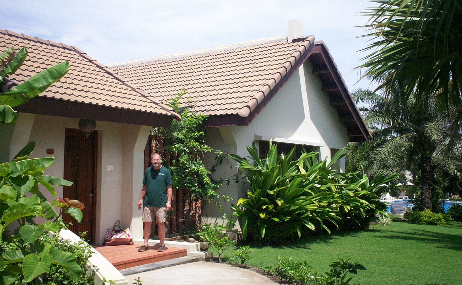 [Honeymoon3+290.jpg]