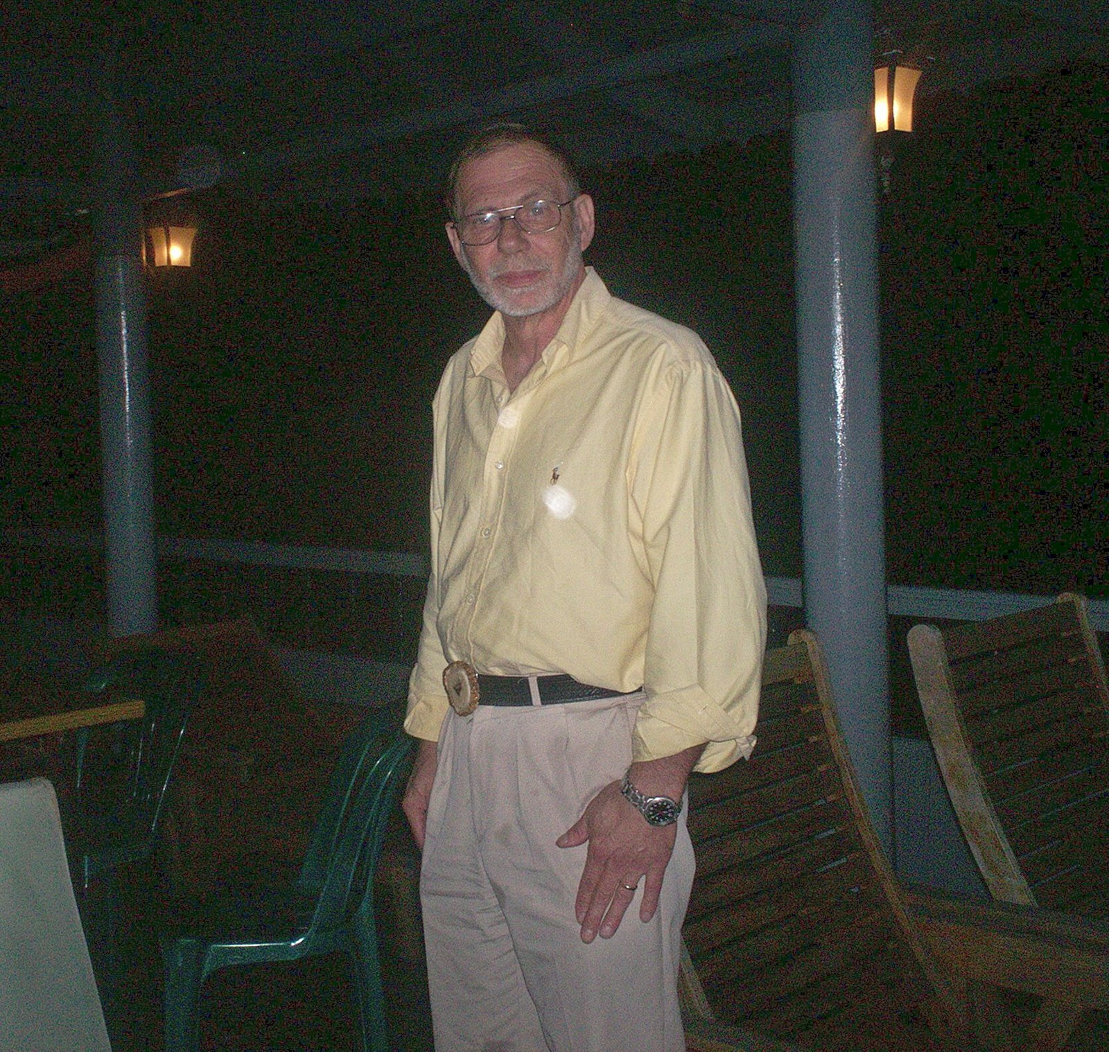 [Honeymoon3+490.jpg]