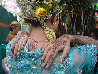 Bride with Hand Henna Tattoos
