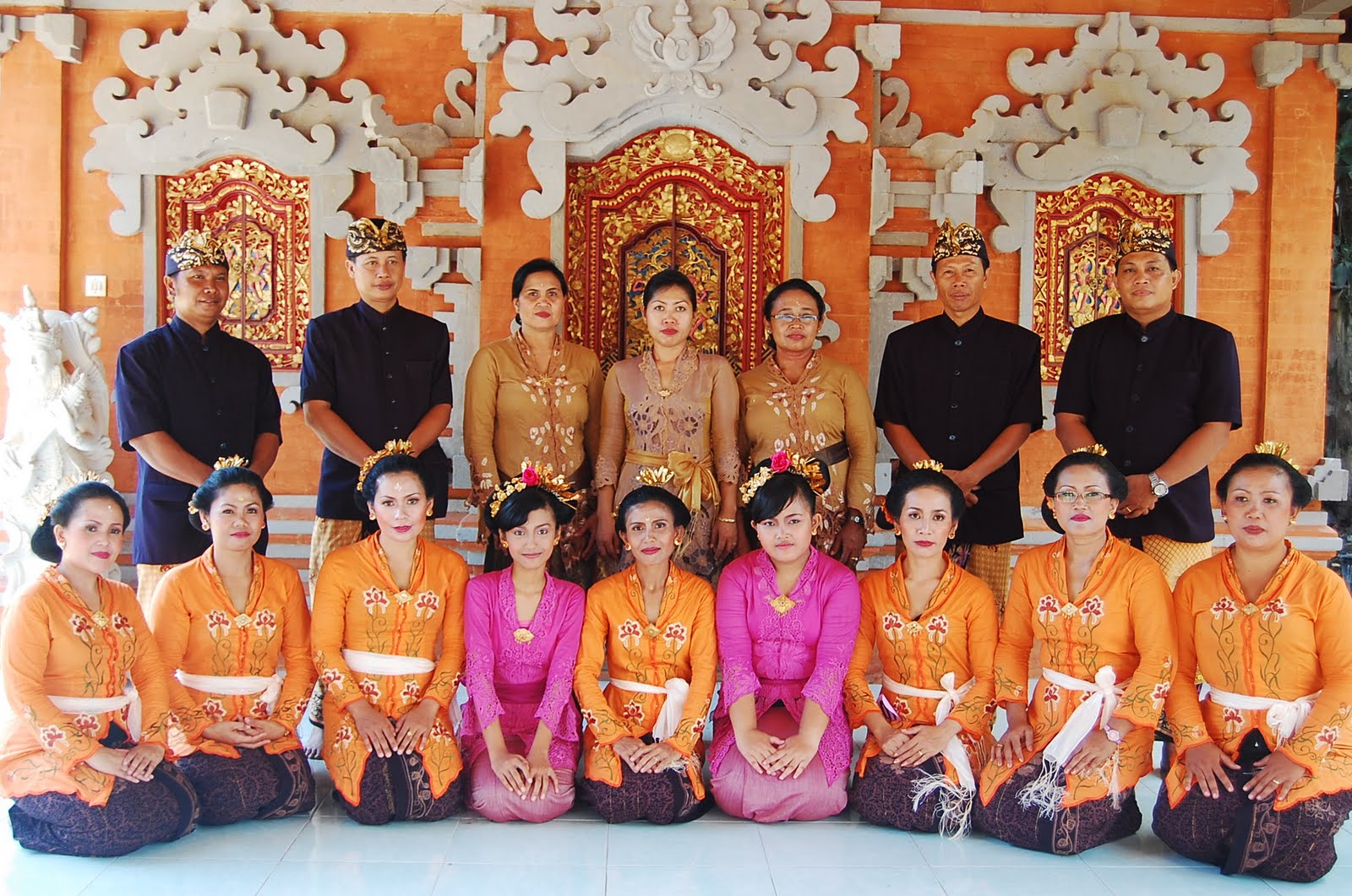 Pesantian Bhaskara Gita Shanti Kidung Pitra Yadnya