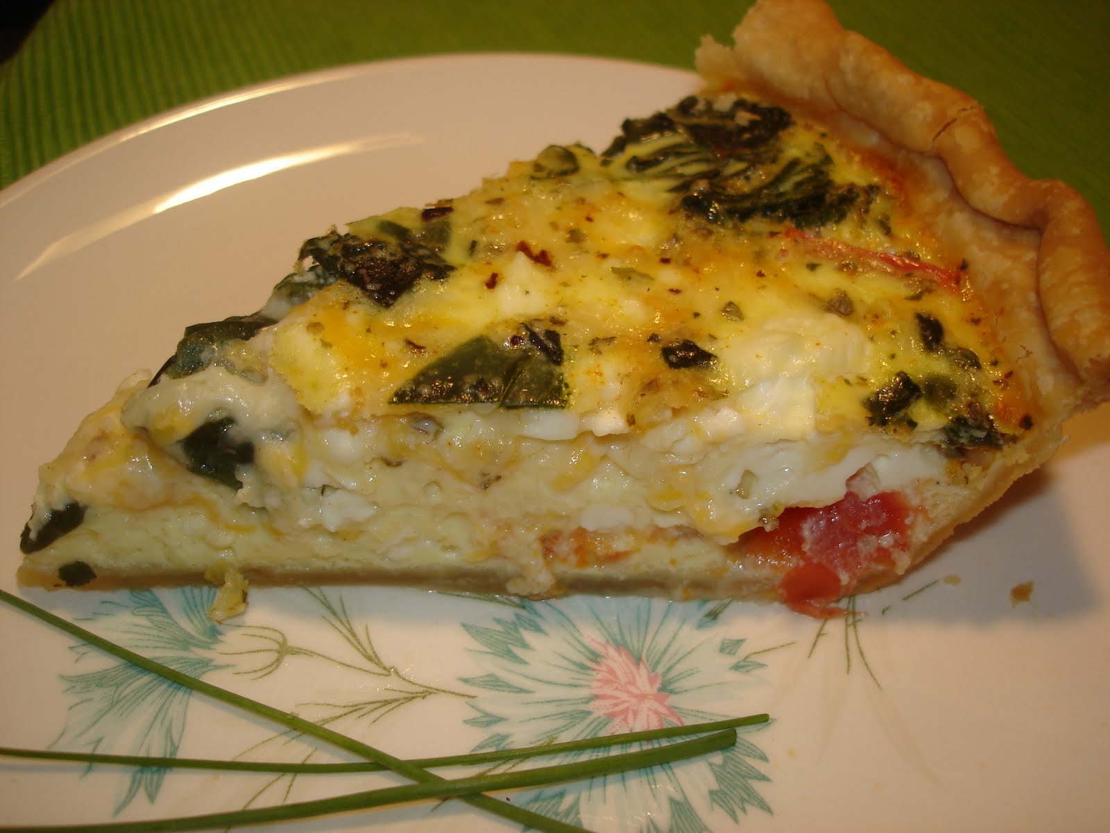 The Tiny Skillet: Spinach, Feta and Tomato Quiche