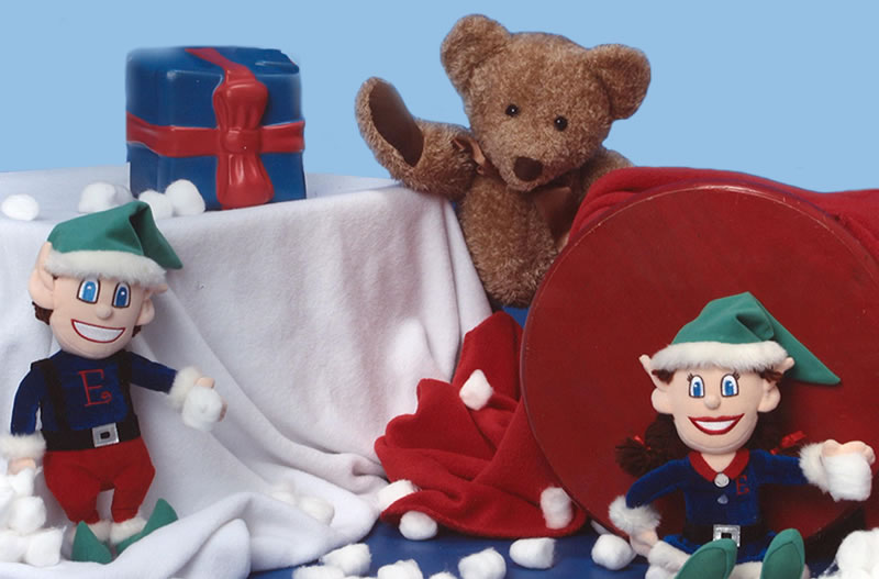 [ElfingAroundSnowballs.jpg]