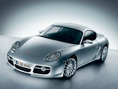 Bela visão superior frontal de um Cayman Prata