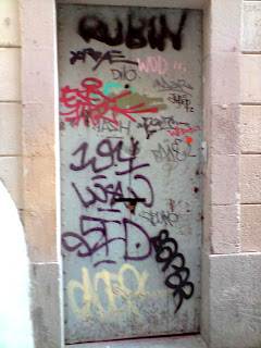 Barcelona Sights - Grafitti Door