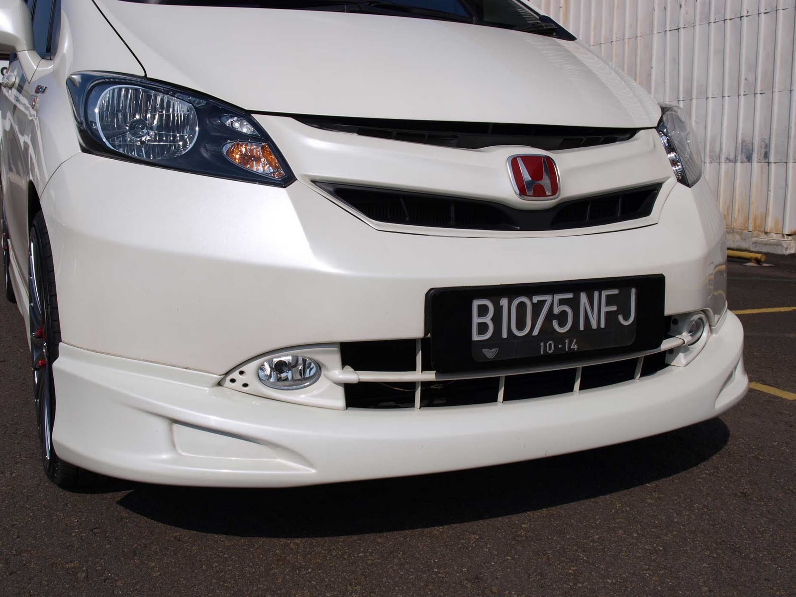 Drivers Corner BODYKITS FOR HONDA FREED