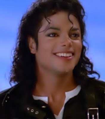 Um Michael divertido OgAAAC1OiSYOBHO10NFnBngW-zFSkoEq1gwgPSF-ErWL6HHGg2zuyHp2-69tck9AxGzzlOA-vxYqSC4uk2442MVu5J8Am1T1UN3xtIuE6F3tUp70e7alXUTC5kl-