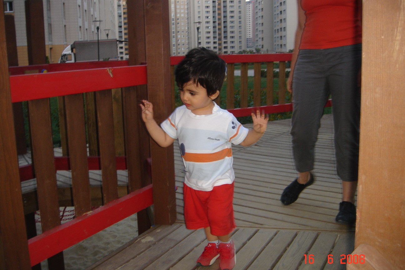 [DSC05841.JPG]
