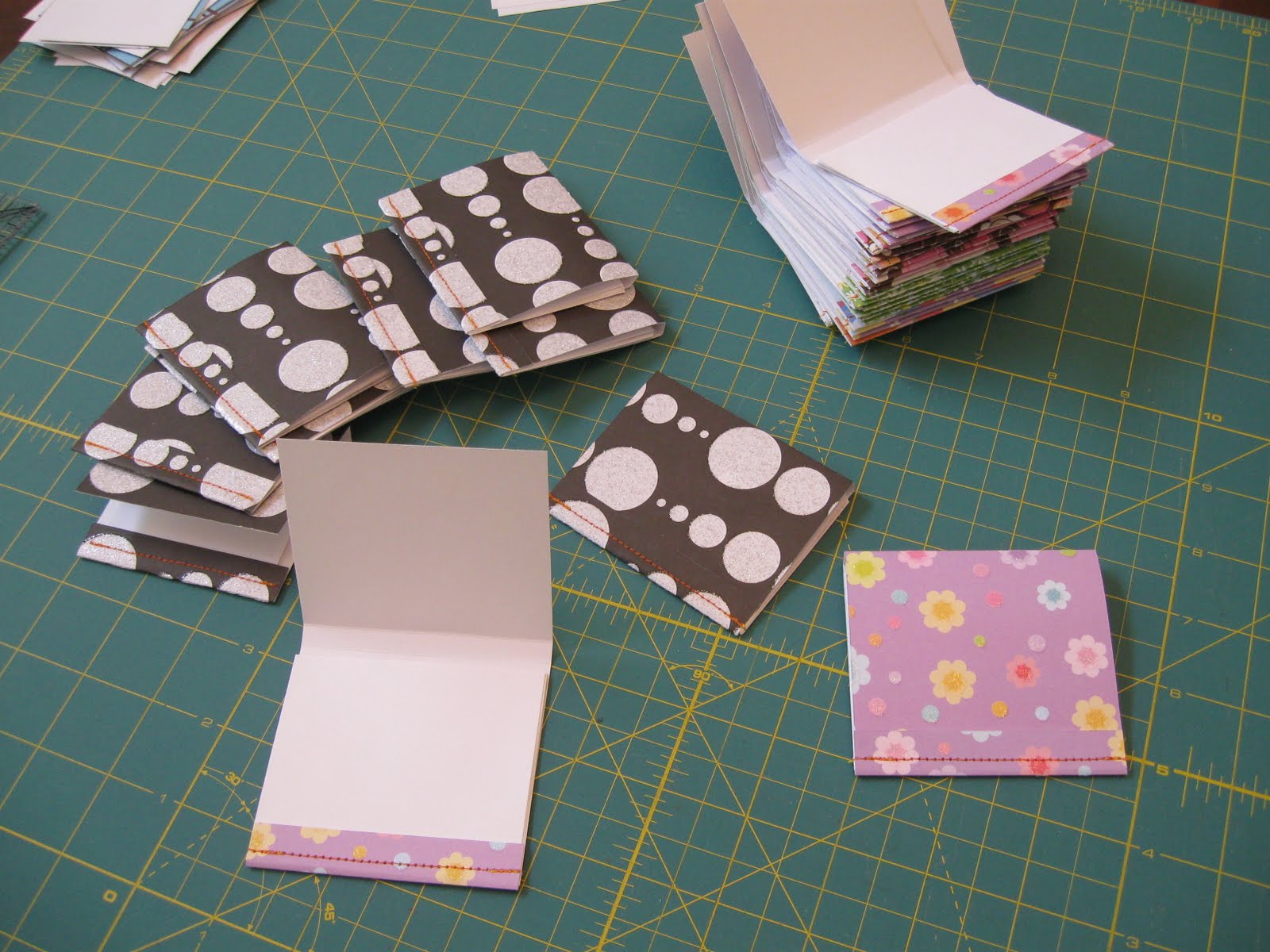 exbohica Functional business cards keepers