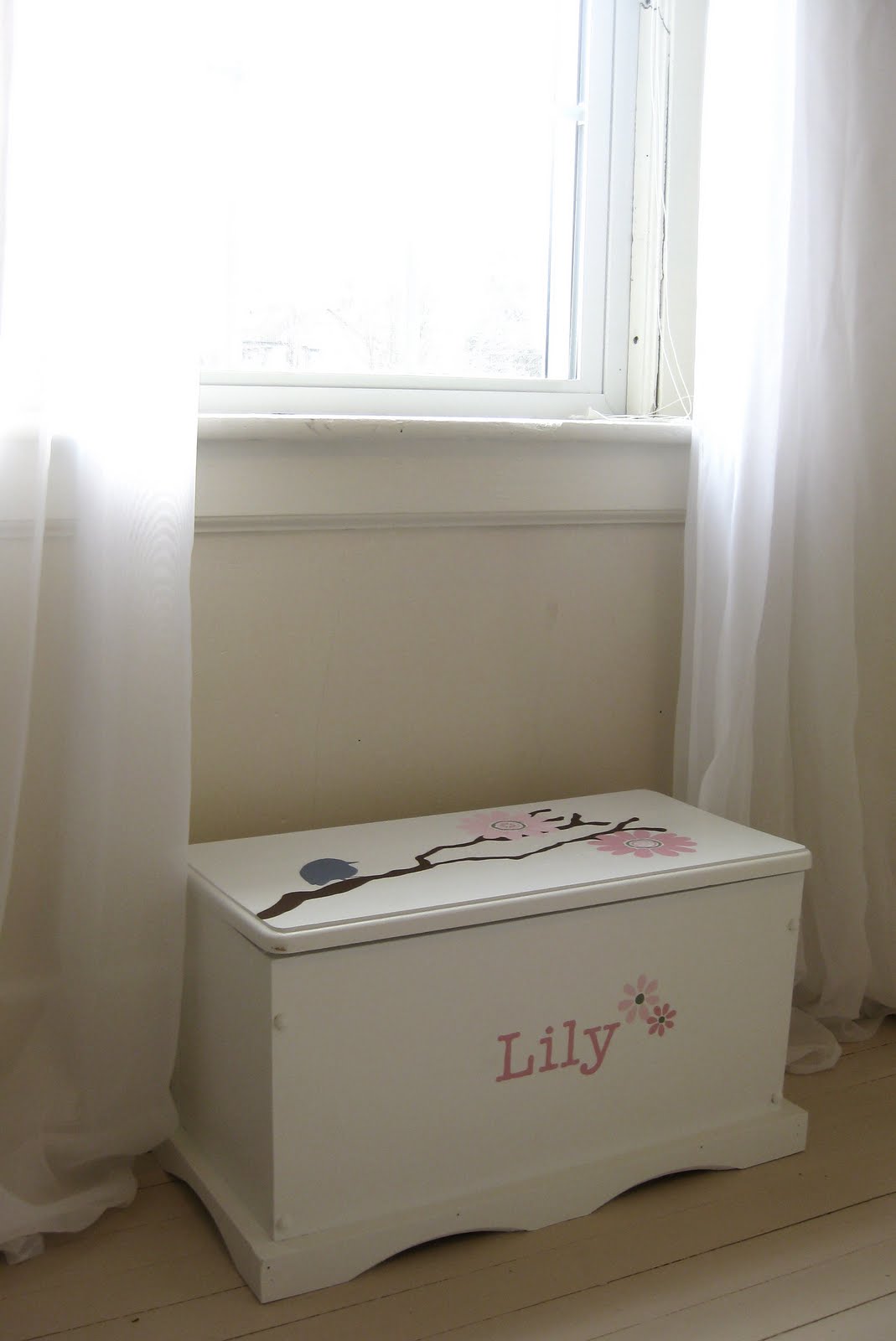 My *PINK* Life Painted Toy Chest