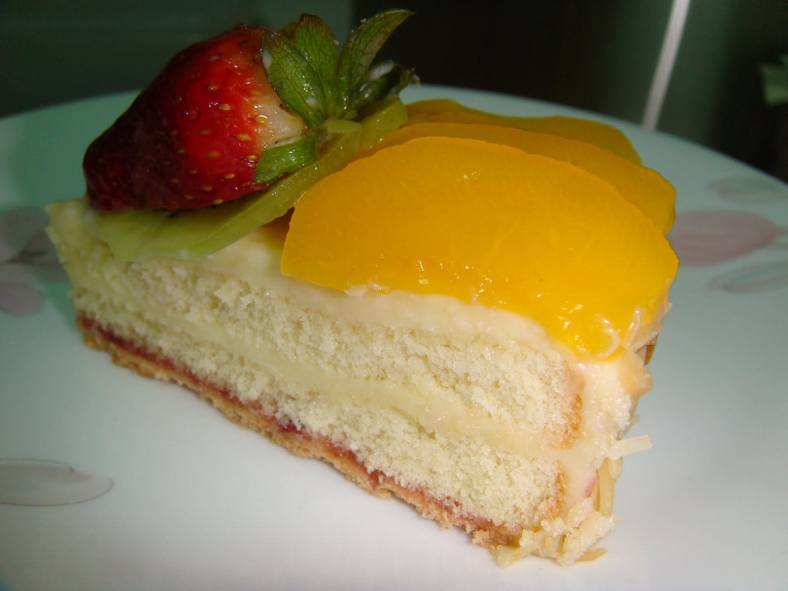 Yummy Baking Fruit Flan Cake