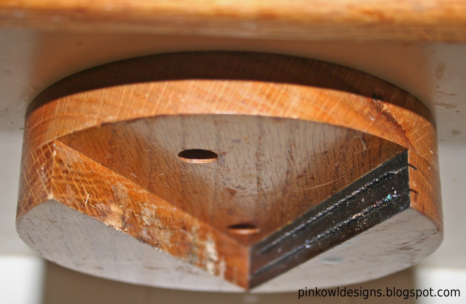 Pink Owl Crafts Under the Jar Opener