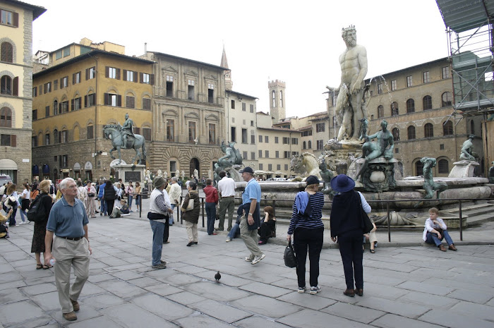 Fuente Piazza  Signora. Florencia