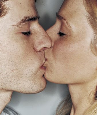 snogging people