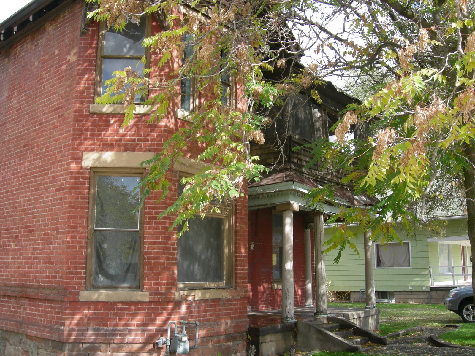 Jen's Real Estate Blog HGTV Looking for Haunted Houses for new series