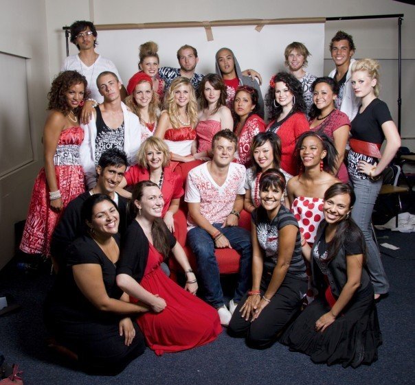 [n68600750_30903619_9810.jpg]