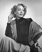 Joan Crawford, photo by Yousuf Karsh (Wikipedia)