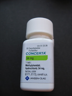 Viktorias pappa skymd av en 54 Mg. CONCERTA ADHD MEDICIN Viktorias pappa skymd av en 54 Mg. CONCERTA ADHD MEDICIN