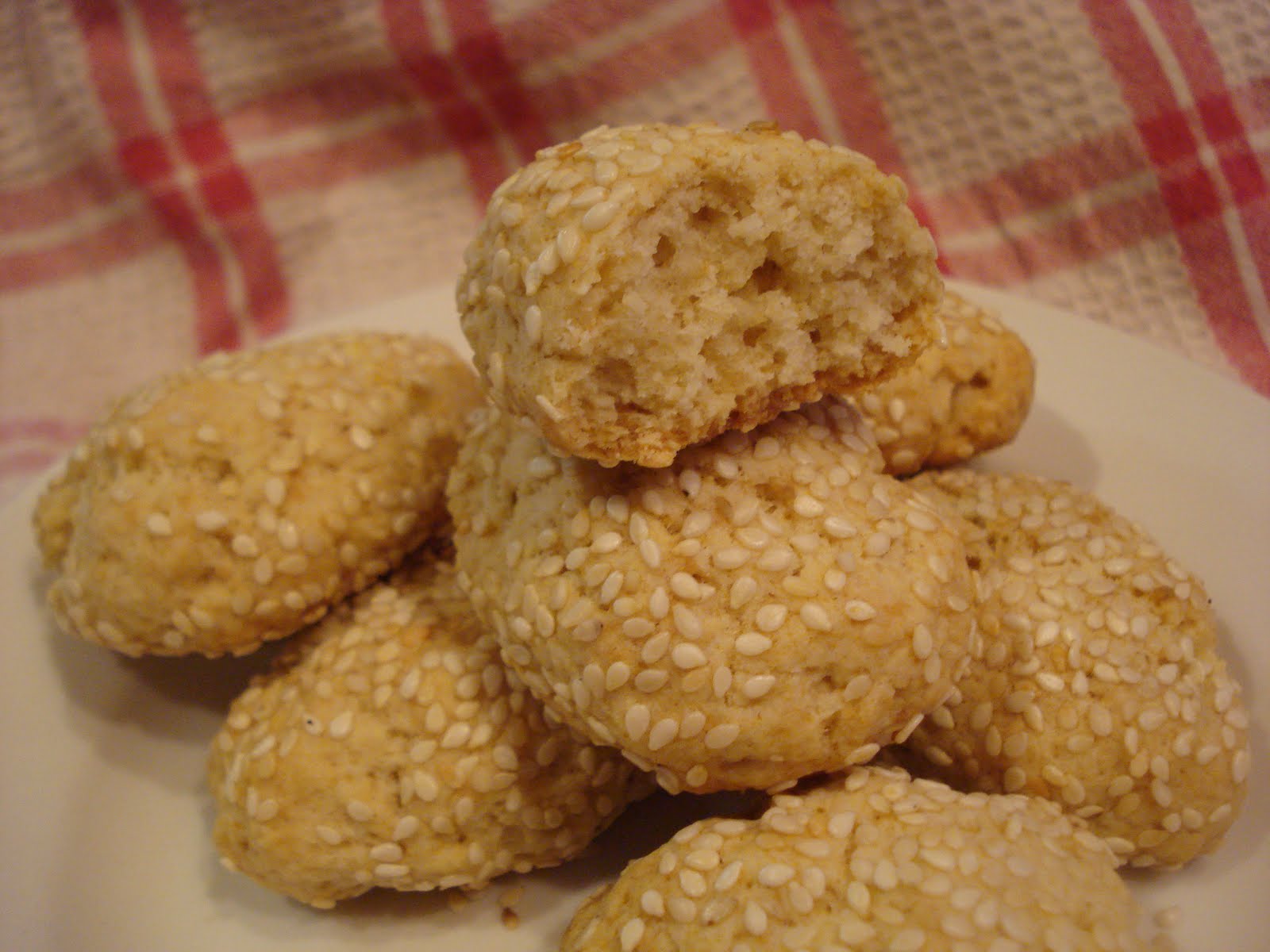 The Cookie Scoop Italian Sesame Cookies
