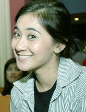 Foto Artis Indonesia: Foto Profile Artis Indonesia Kartika Indah