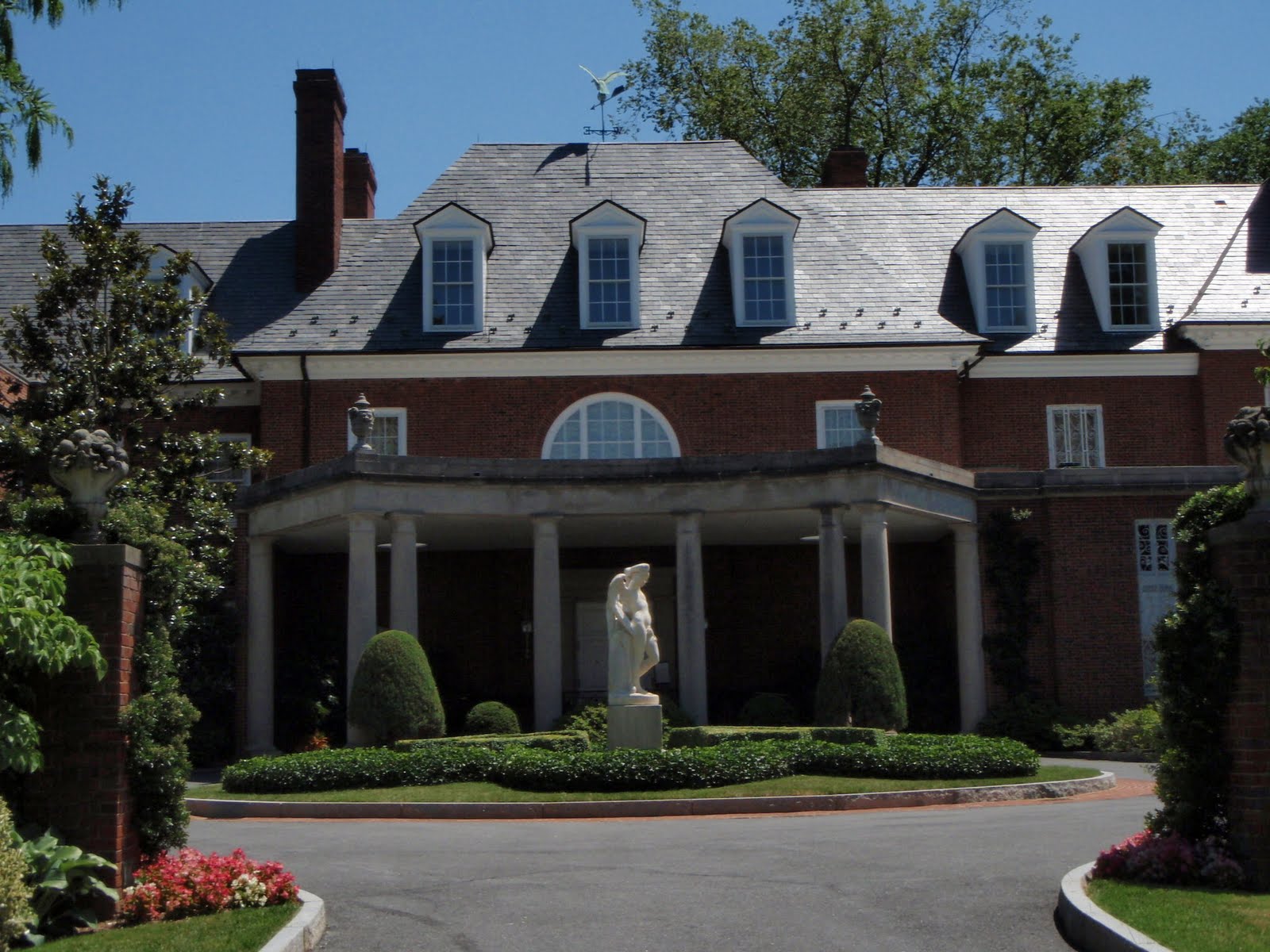 Hillwood Estate