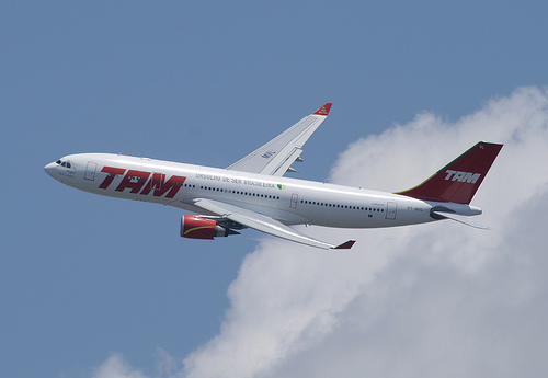 [Tam+plane.JPG]