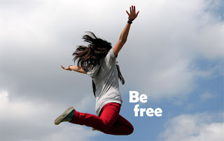 http://4.bp.blogspot.com/_SgYQ7fdWuKw/TM5IVbd3CAI/AAAAAAAAAFE/acWbCF3rxCM/s320/social-phobia-self-help.jpg