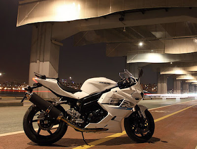 Hyosungh GT650R Hyosungh GT650R