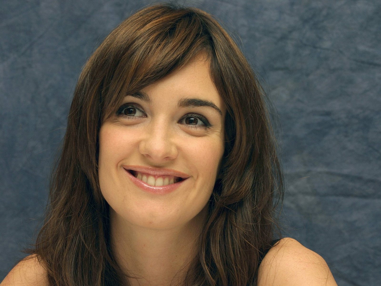 http://4.bp.blogspot.com/_Si7zjQmZnm4/SZW6w6ah-oI/AAAAAAAABQE/4QGYGgTfvv4/s1600/Fullwalls.blogspot.com_Paz_Vega%283%29.jpg