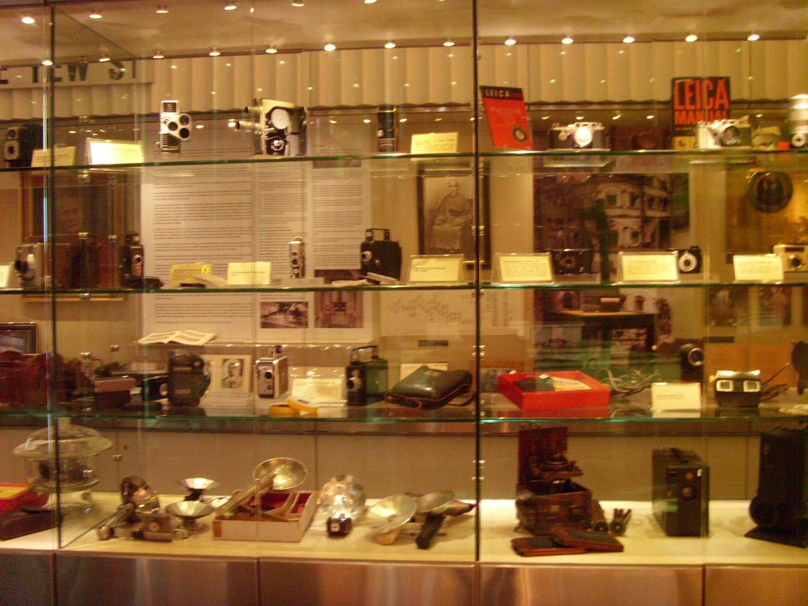 [ST832563.JPG]