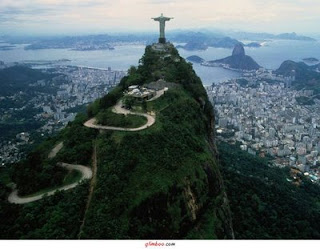 http://4.bp.blogspot.com/_SmDxfp_0qPo/TRt5Jeg90XI/AAAAAAAAAJQ/yNYN3ZeVaW8/s400/RIO+DE+JANEIRO+-+CORCOVADO.jpg