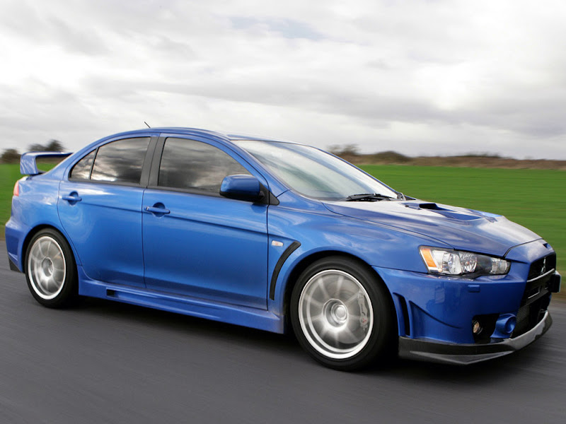 Gambar Mitsubishi Evolution X FQ-400