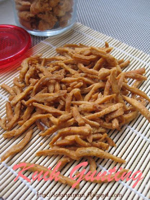 kuih gunting