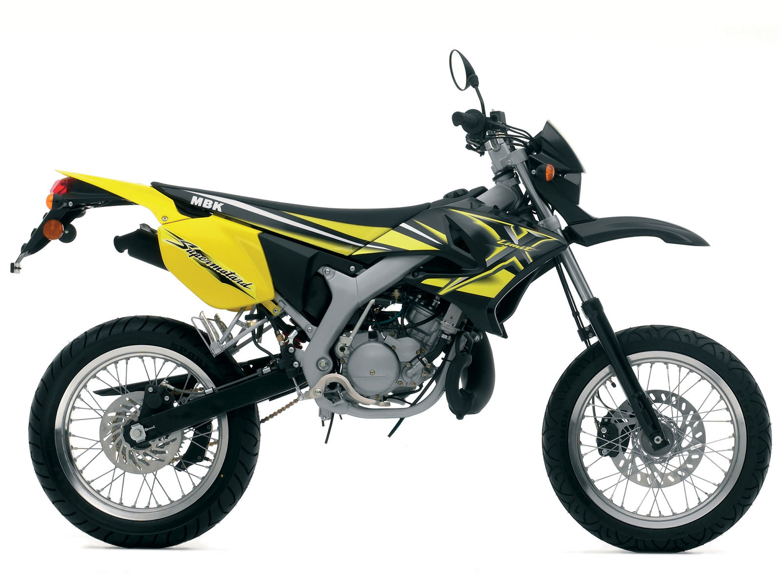 http://4.bp.blogspot.com/_St8PvhYLC4c/S_ItjDZLWPI/AAAAAAAACdc/HLxPYWZXy1s/s1600/mbk_X-limit_Supermotard_2006_2.jpg