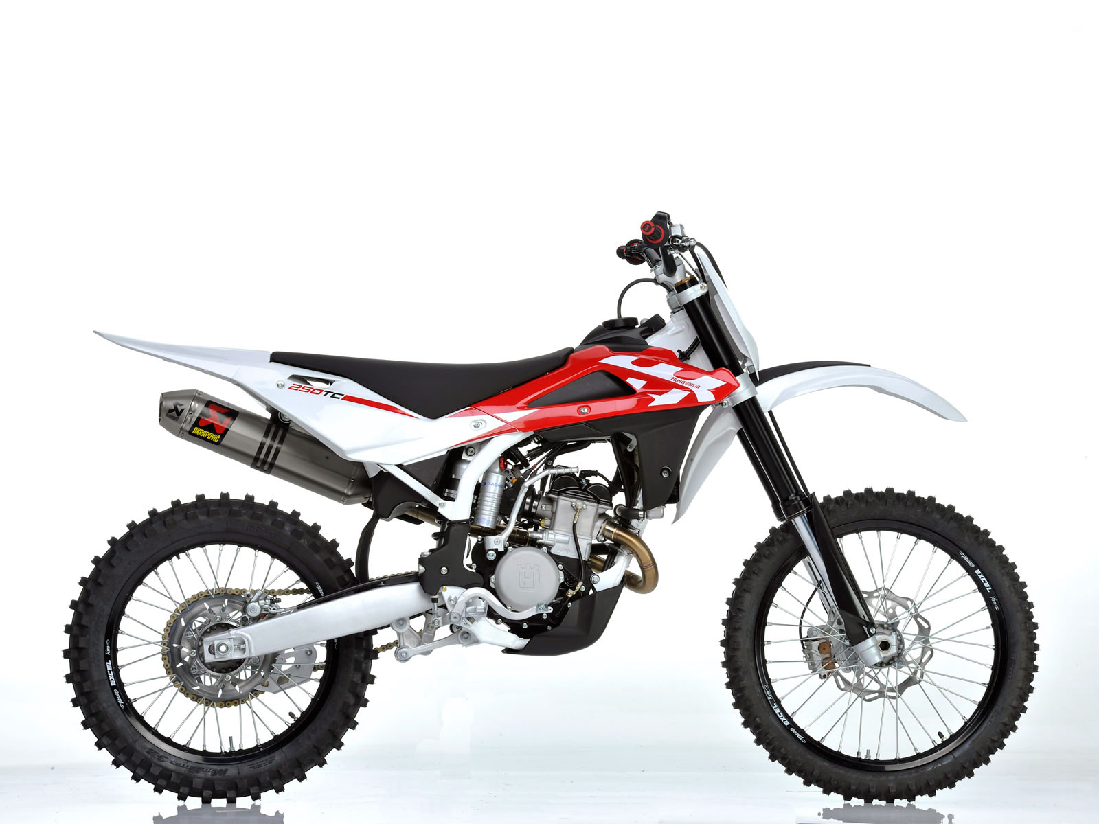 http://4.bp.blogspot.com/_St8PvhYLC4c/TLp9PxkoI0I/AAAAAAAAC_w/O-6RJRLP7Uc/s1600/Husqvarna_TC_250_2010_3.jpg