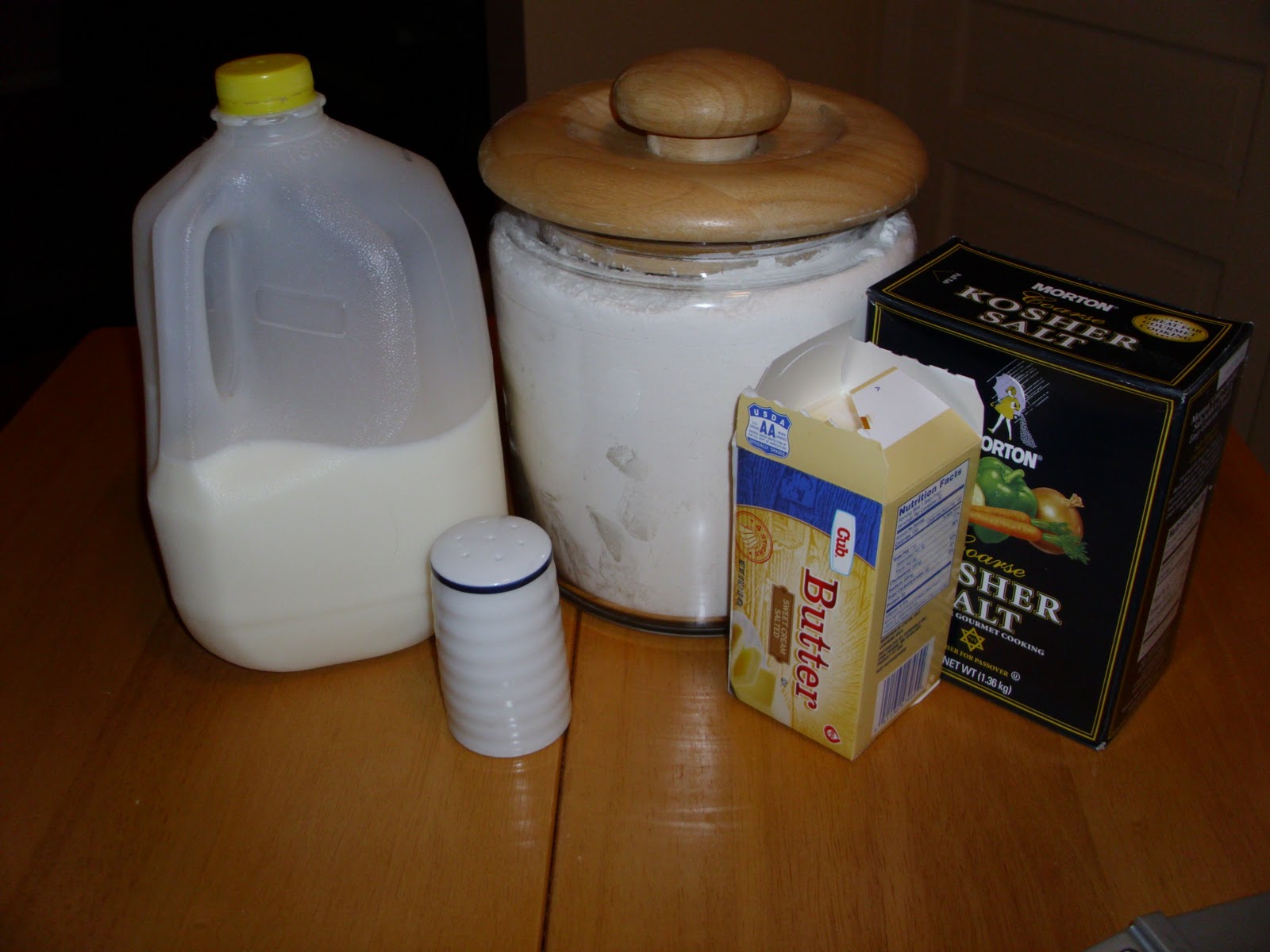 Captain Tan Lines Fun in the Kitchen 6 A Simple White Sauce