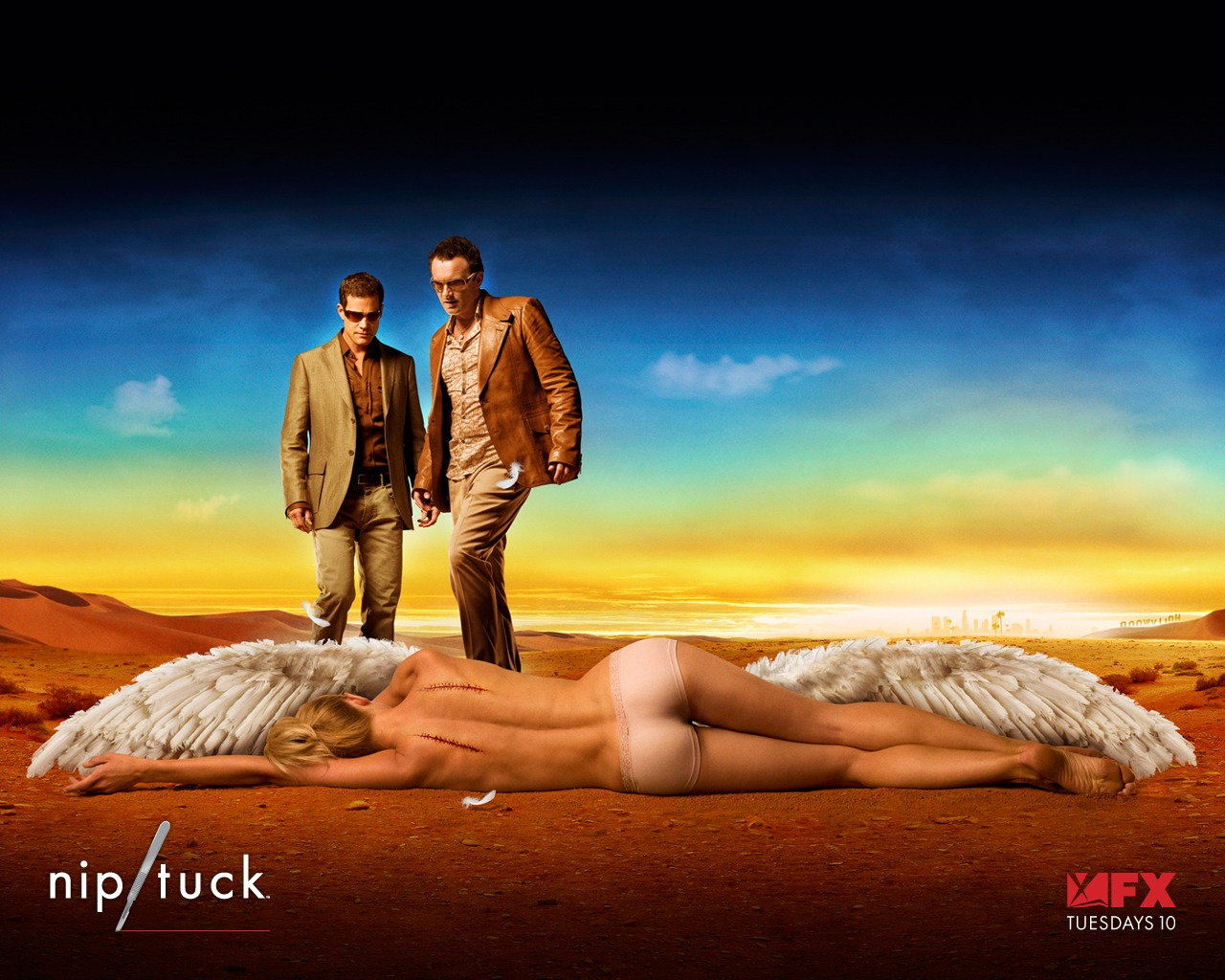 http://4.bp.blogspot.com/_Su_Se6O3Ds4/TJV5vBNk7-I/AAAAAAAABmM/PbLEHQWlVFY/s1600/Nip-Tuck-36_1280.jpg